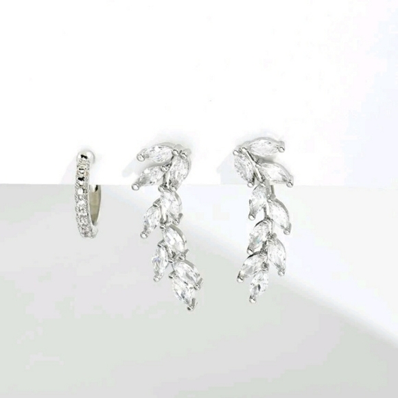 🆕 3 Piece Earrings Set - Picture 3 of 8